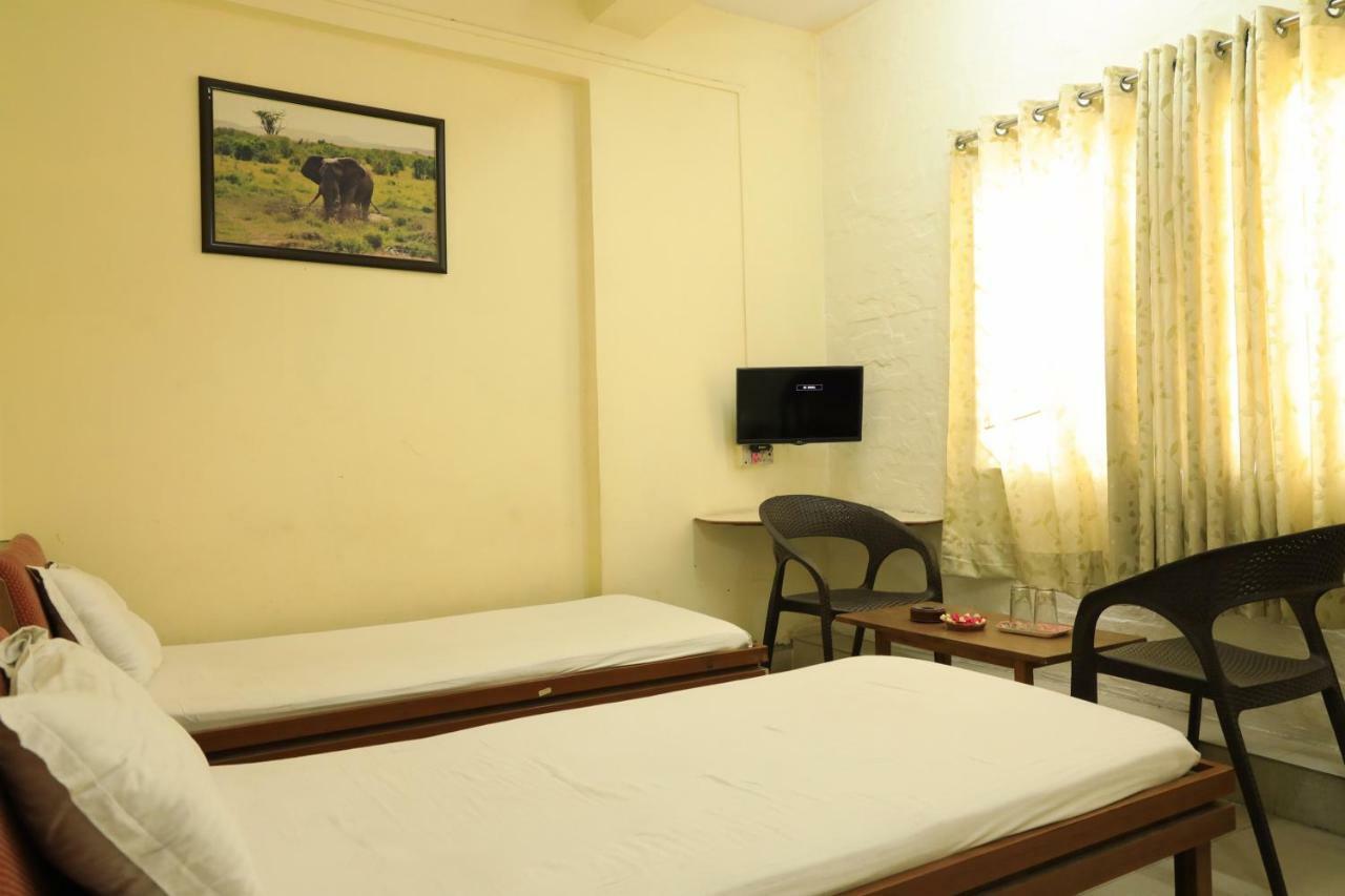Hotel Spot On 39820 Shree Vaibhav Saver Nagpur Zewnętrze zdjęcie