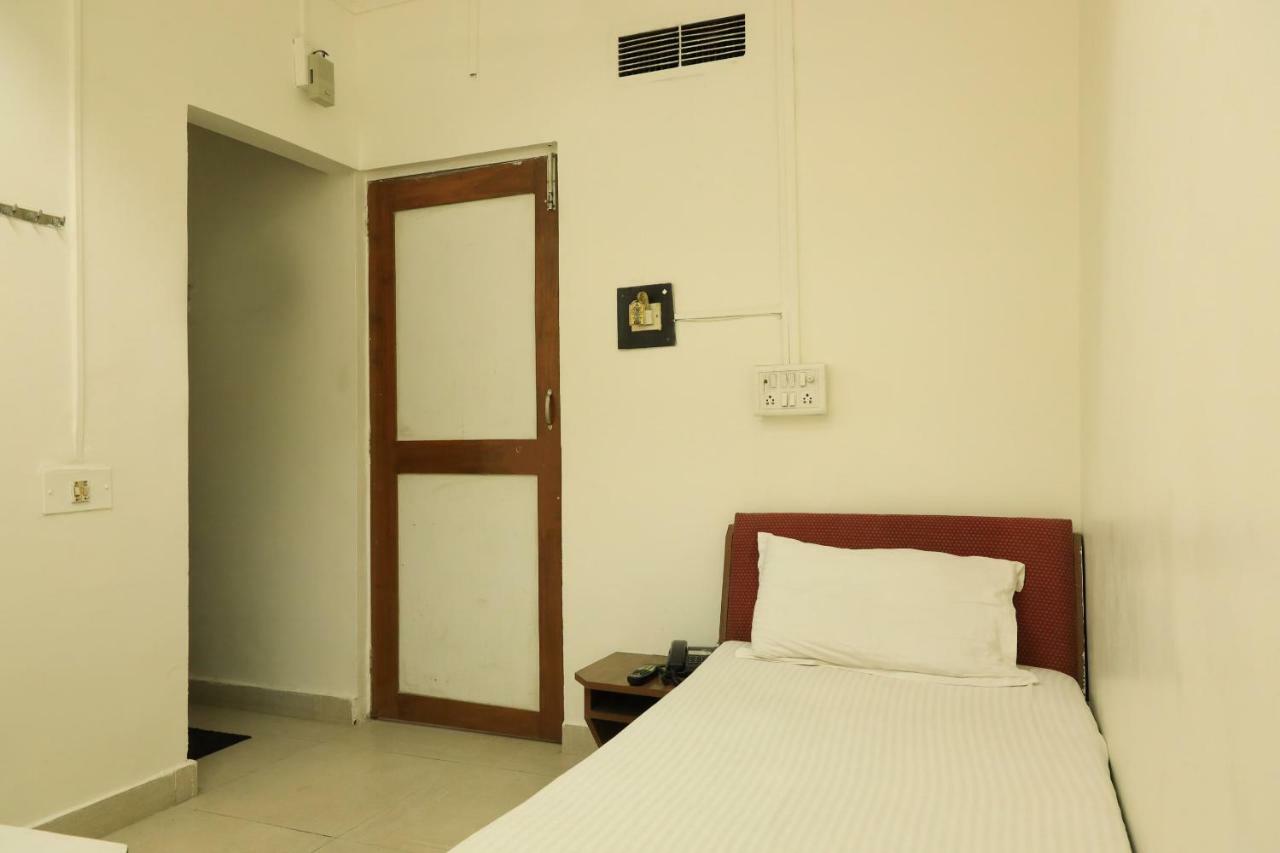 Hotel Spot On 39820 Shree Vaibhav Saver Nagpur Zewnętrze zdjęcie